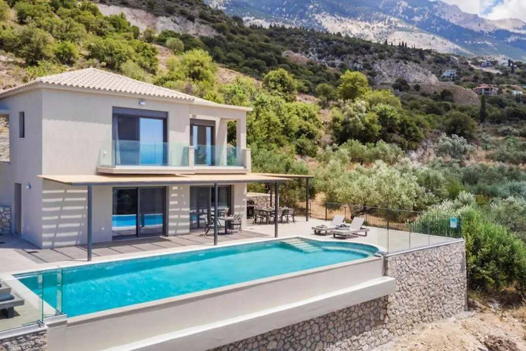 Color Villas-New Villa Green At Trapezaki With Private Pool Mousata 0*,