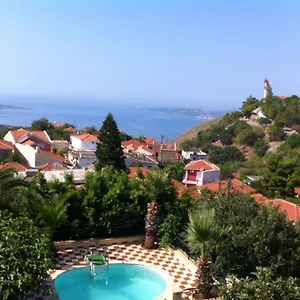 Old Olive House Villa